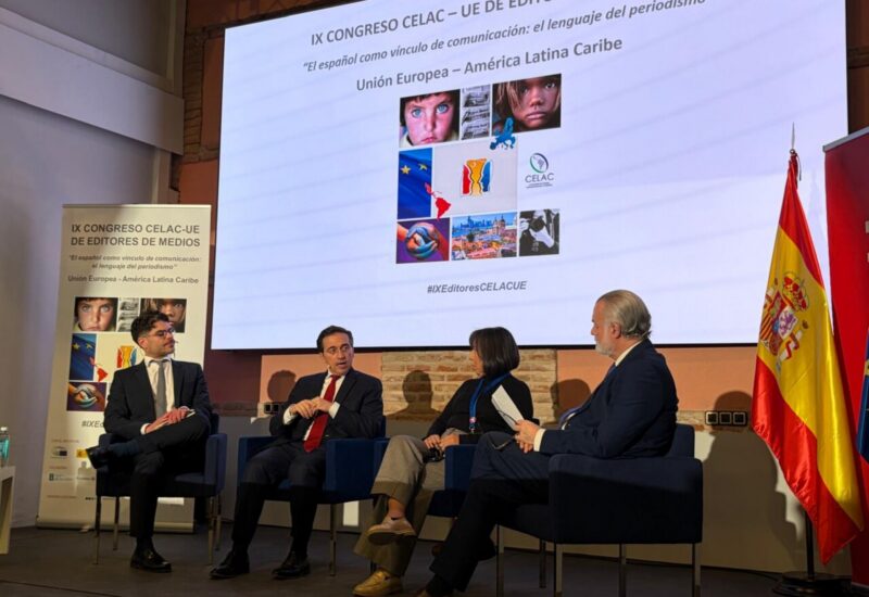 Panel de discusi&oacute;n en el IX Congreso de Editores de Medios en Alcal&aacute; de Henares.