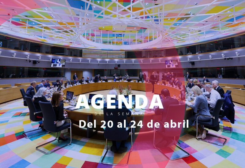 Reuni&oacute;n de jefes de Estado en un entorno moderno y colorido