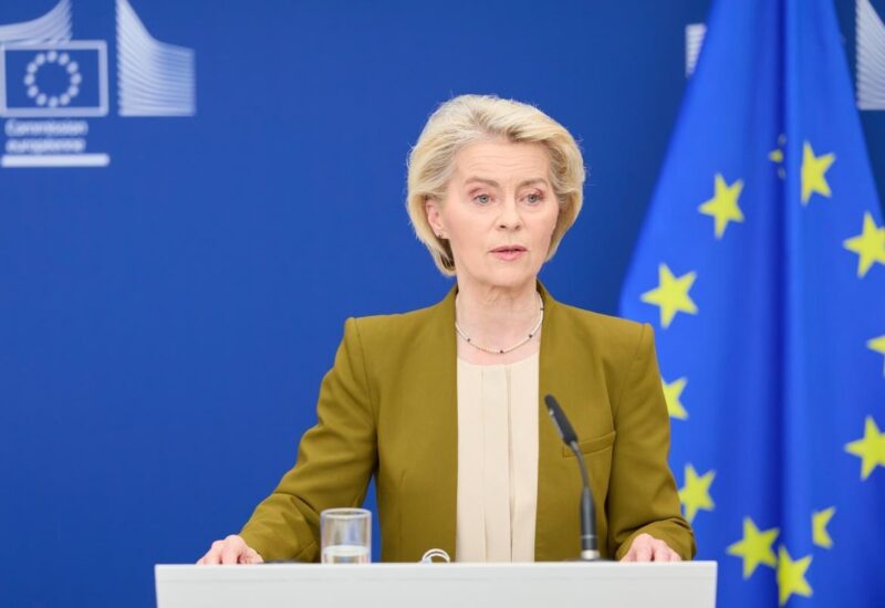 Ursula von der Leyen anunciando sanciones contra Rusia en Bruselas