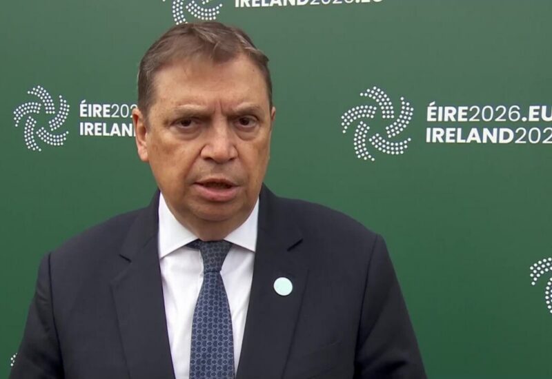 Ministro español de Agricultura, Pesca y Alimentación en reunión de pesca