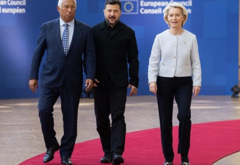 Líderes europeos en la ceremonia de anuncio del préstamo a Ucrania